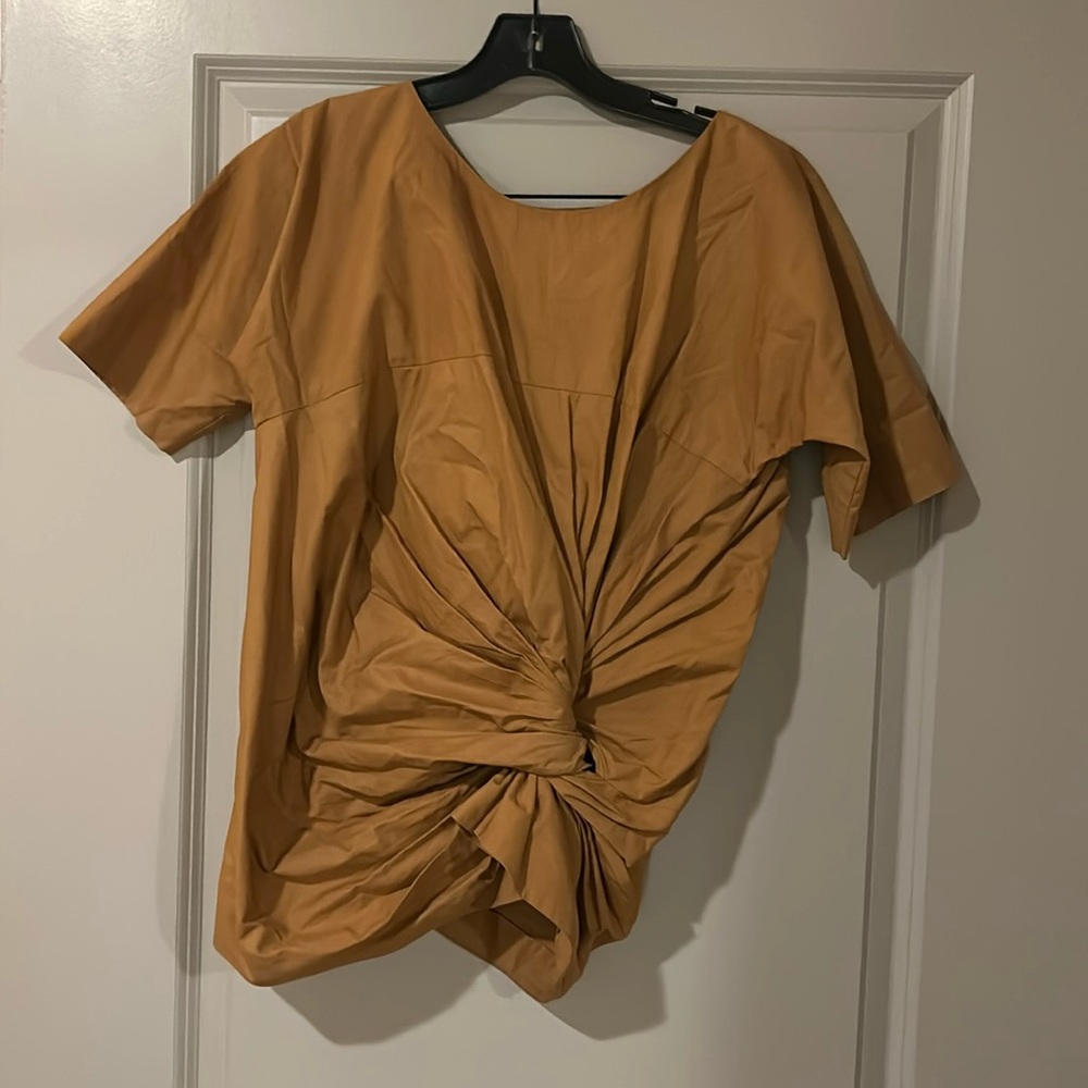 A Détacher Twist Front Shirt